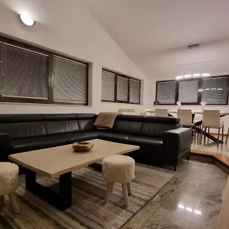 Jasmin Guest house 3*